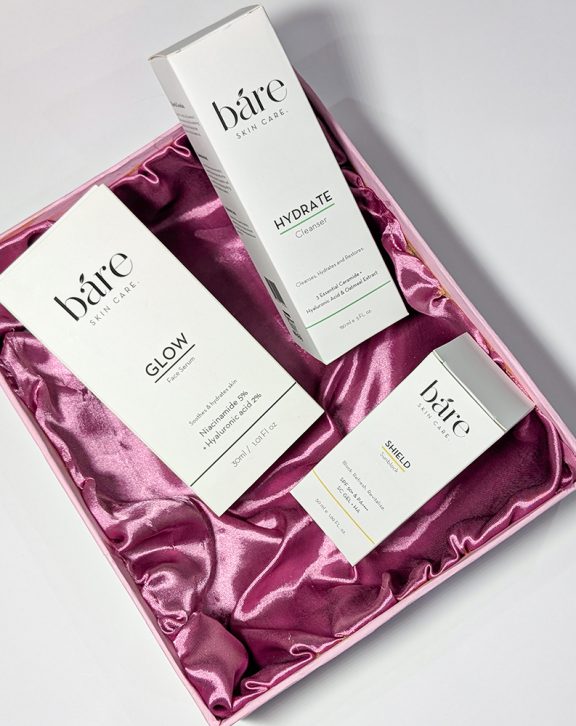 What does it do? Pairing niacinamide and hyaluronic acid together support your skin's hydration from both angles. Also, niacinamide helps boost collagen creation while hyaluronic acid improves flexibility, so joining the two can help improve the presence of wrinkles and fine lines. Ideal For: Dry/Normal, Sensitive & Acne Prone Concerns: Acne Marks, Irritated & Damaged Skin Suitable for: 16+ years of age Key benefits Boosts Hydration – Helps soothe the skin and reduces inflammation. Plumps & Smooths – Strengthens the skin barrier and protects against sun and pollution damage. Balances Sebum – Regulates oil production and minimizes pores. How to Incorporate GLOW Serum into Your Routine Here’s a simple routine you can follow: Cleanser: Start with a gentle cleanser to remove any impurities from your skin and leave your skin feeling wonderfully clean. GLOW Serum: Apply your GLOW serum to slightly damp skin. It will work to repair your skin, reduce redness, and enhance overall texture. Moisturizer: Seal everything in with a hydrating moisturizer to lock in the benefits of both serums. Sunscreen (AM routine): In the morning, always finish your routine with sunscreen to protect your skin from UV damage.